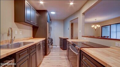 167 Amberly Dr in Englishtown, NJ - Building Photo - Building Photo