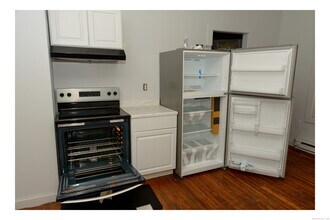 59 Ward St in Waterbury, CT - Building Photo - Building Photo
