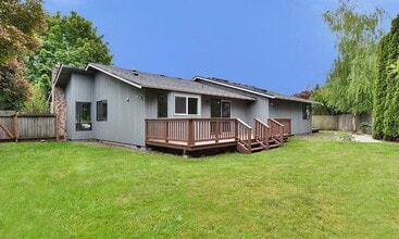 25705 117th Pl SE in Kent, WA - Building Photo - Building Photo