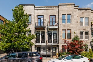 271 Melville Av in Westmount, QC - Building Photo