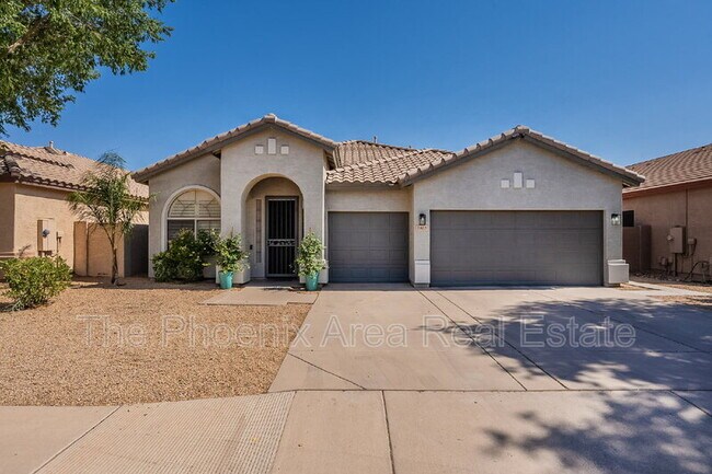 property at 2823 E Tulsa St
