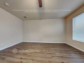 340 NW Summercrest Blvd in Burleson, TX - Building Photo - Building Photo