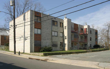 2317-2351 16th St SE in Washington, DC - Building Photo - Building Photo