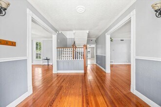 1223 Cecelia St in Taylor, TX - Building Photo - Building Photo