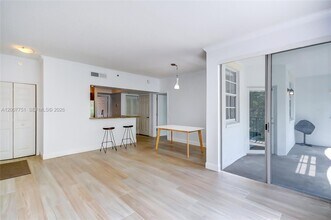 3105 NE 184th St in Aventura, FL - Building Photo - Building Photo