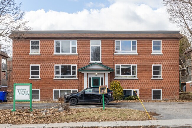 23 De La Coopération St in Gatineau, QC - Building Photo - Building Photo
