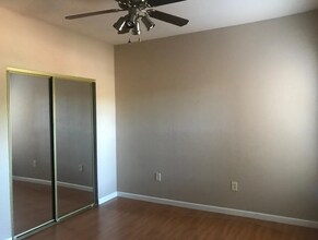 8434 Walerga Rd in Antelope, CA - Building Photo - Building Photo