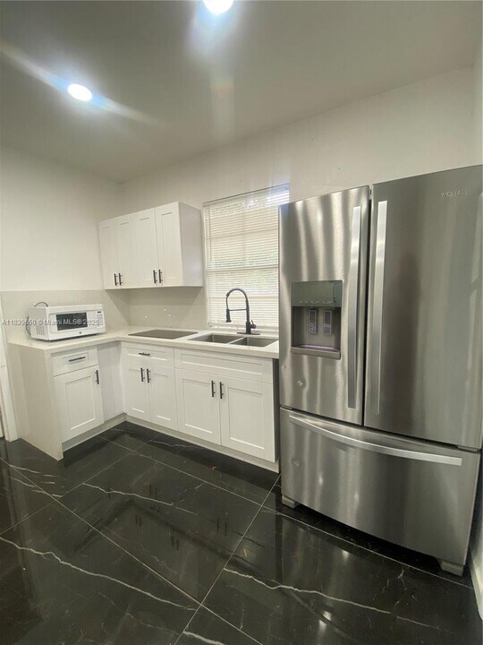 18290 SW 294th St in Homestead, FL - Building Photo