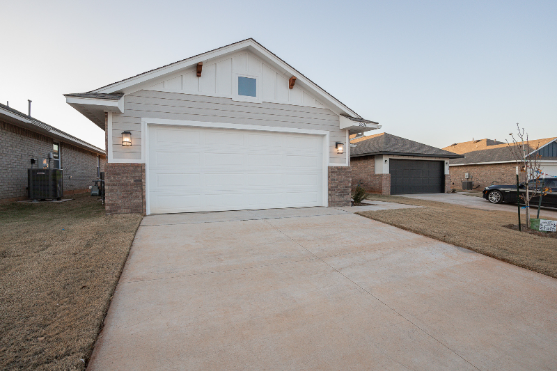 2844 NW 195th St in Edmond, OK - Building Photo