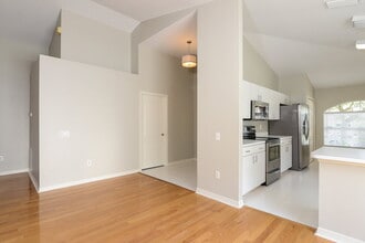 9339 Hidden Water Cir in Riverview, FL - Building Photo - Building Photo