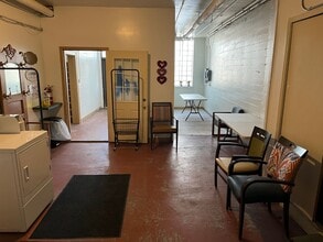 614 6th St. (12 Unit +2 Commercial) in Racine, WI - Building Photo - Building Photo