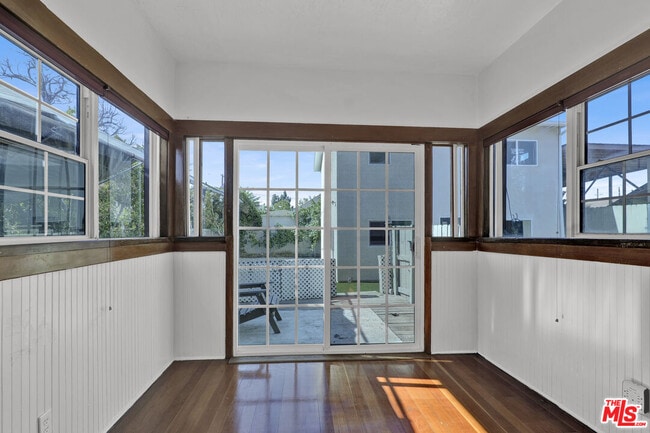 1340 W 30th St-Unit -ADU in Los Angeles, CA - Building Photo - Building Photo