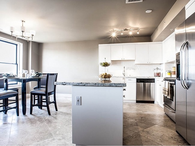 Walker Apartments in Tacoma, WA - Building Photo - Interior Photo