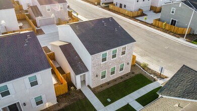 4501 Stine Rd in Bakersfield, CA - Building Photo - Building Photo