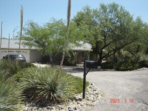 1940 W Manrad Dr in Wickenburg, AZ - Building Photo - Building Photo