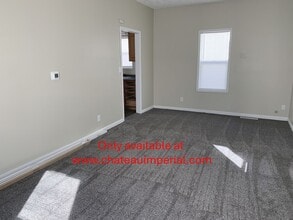 131 E South St in Hastings, NE - Building Photo - Building Photo