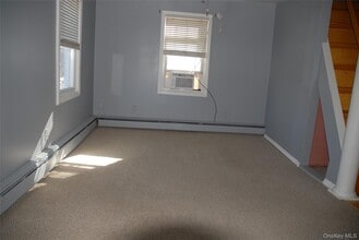 1984 Newbridge Rd in Bellmore, NY - Building Photo - Building Photo