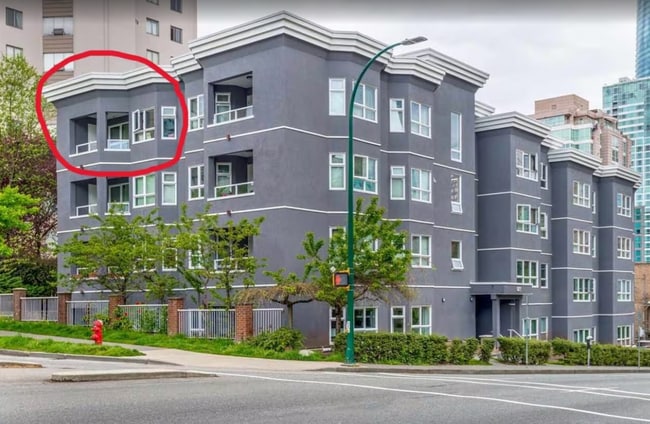 property at 921 Thurlow St