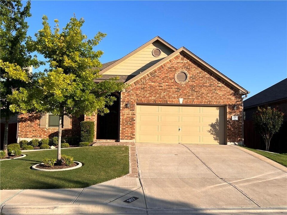307 Alamosa Dr in Georgetown, TX - Building Photo
