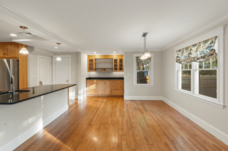 62 Harding Rd in Lexington, MA - Building Photo - Building Photo