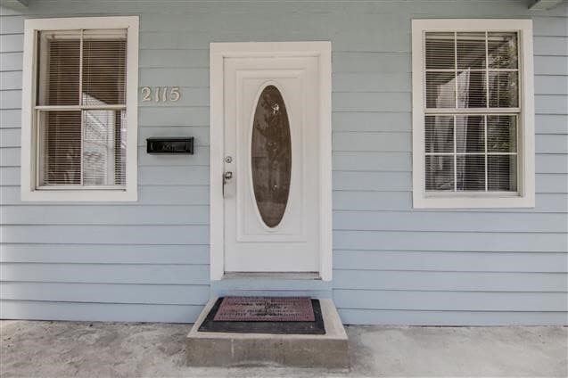 2115 Radcliffe St in Houston, TX - Building Photo - Building Photo