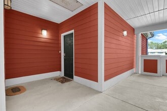 1733 Whitemarsh Way in Savannah, GA - Building Photo - Building Photo