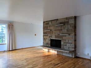 4257 S 166th St in Seatac, WA - Building Photo - Building Photo