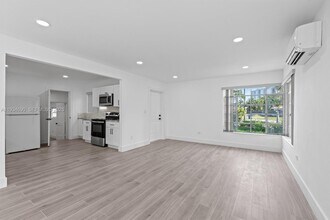 326 191st St in Sunny Isles Beach, FL - Building Photo - Building Photo