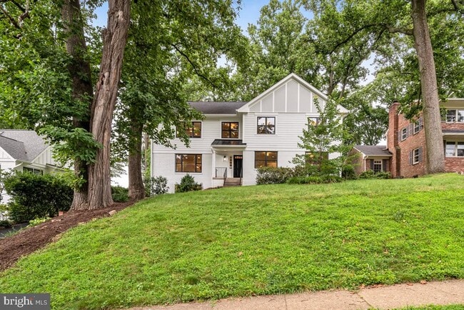 property at 3109 N Nottingham St