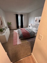 2077 Washington Avenue in San Leandro, CA - Building Photo