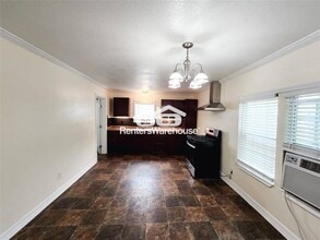 1204 De Boll St in Houston, TX - Building Photo - Building Photo