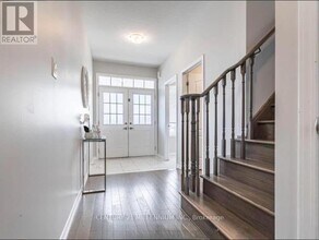50 Munro Cir in Brantford, ON - Building Photo - Building Photo