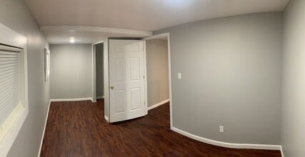 398-400-400 Sunset Dr in Corning, NY - Building Photo - Building Photo