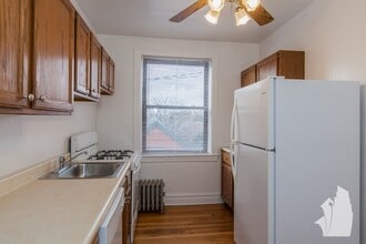 1907 W Larchmont Ave, Unit 3B in Chicago, IL - Building Photo - Building Photo