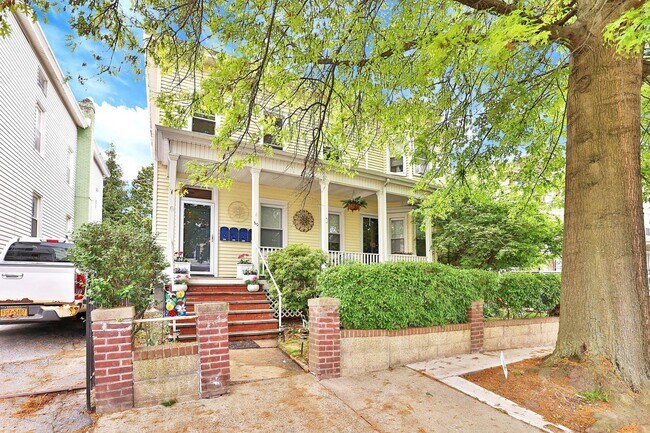 60 Storm St-Unit -2N in Tarrytown, NY - Building Photo - Building Photo