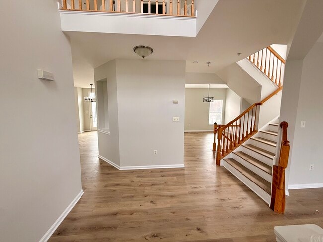 property at 7001 Saddlebow Ct