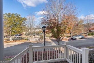 963 W Highland Dr NW in Atlanta, GA - Building Photo - Building Photo