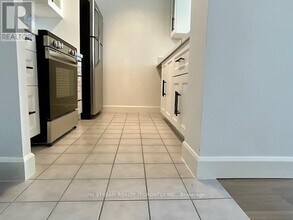 1470 Midland Ave in Toronto, ON - Building Photo - Building Photo