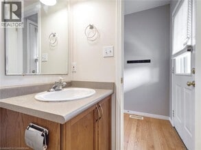 624 S Haven Dr in Waterloo, ON - Building Photo - Building Photo