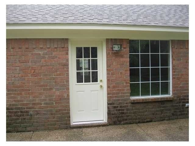 9274 Charly Hill Ln in Memphis, TN - Building Photo - Building Photo