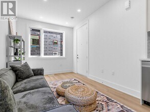 45 Bellevue Ave in Toronto, ON - Building Photo - Building Photo