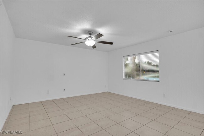 property at 4601 Bayshore Dr