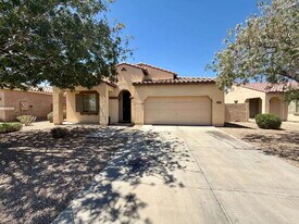 1635 N Logan Ln in Casa Grande, AZ - Building Photo