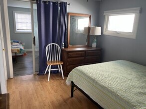 12 Garrison Ave in York, ME - Building Photo - Building Photo