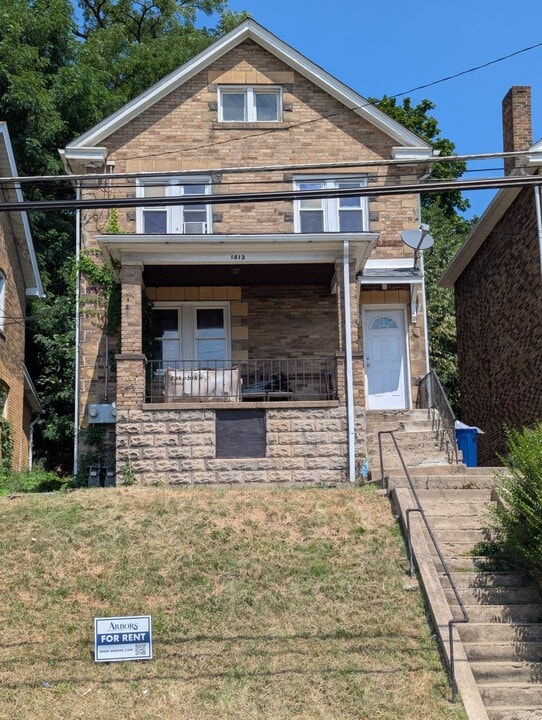 1413 Brookline Blvd in Pittsburgh, PA - Building Photo