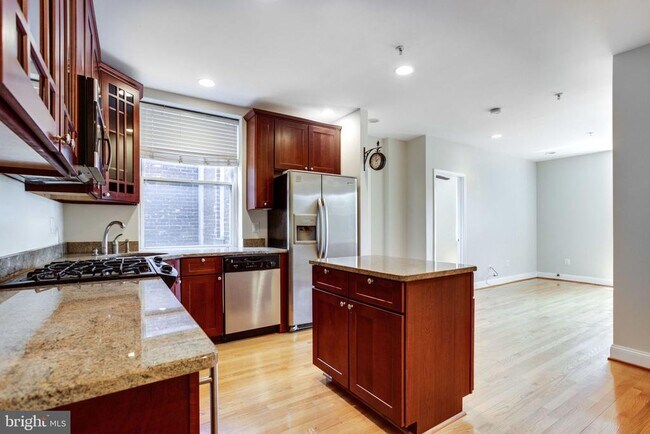 219 T St NE in Washington, DC - Building Photo - Building Photo