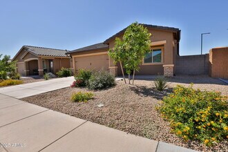 25847 W Winston Dr in Buckeye, AZ - Building Photo - Building Photo