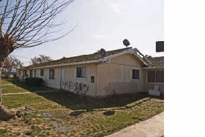 870-876 Acacia in Atwater, CA - Building Photo - Building Photo