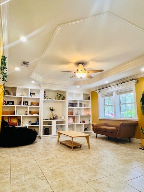 2204 NW 29th Ave in Gainesville, FL - Building Photo