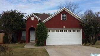 3514 Choctaw Dr SE in Decatur, AL - Building Photo